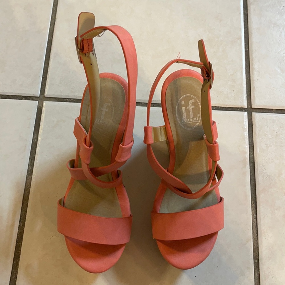 Wedges size 7